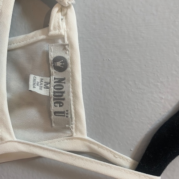 WHITE LACE DRESS - Picture 3 of 3